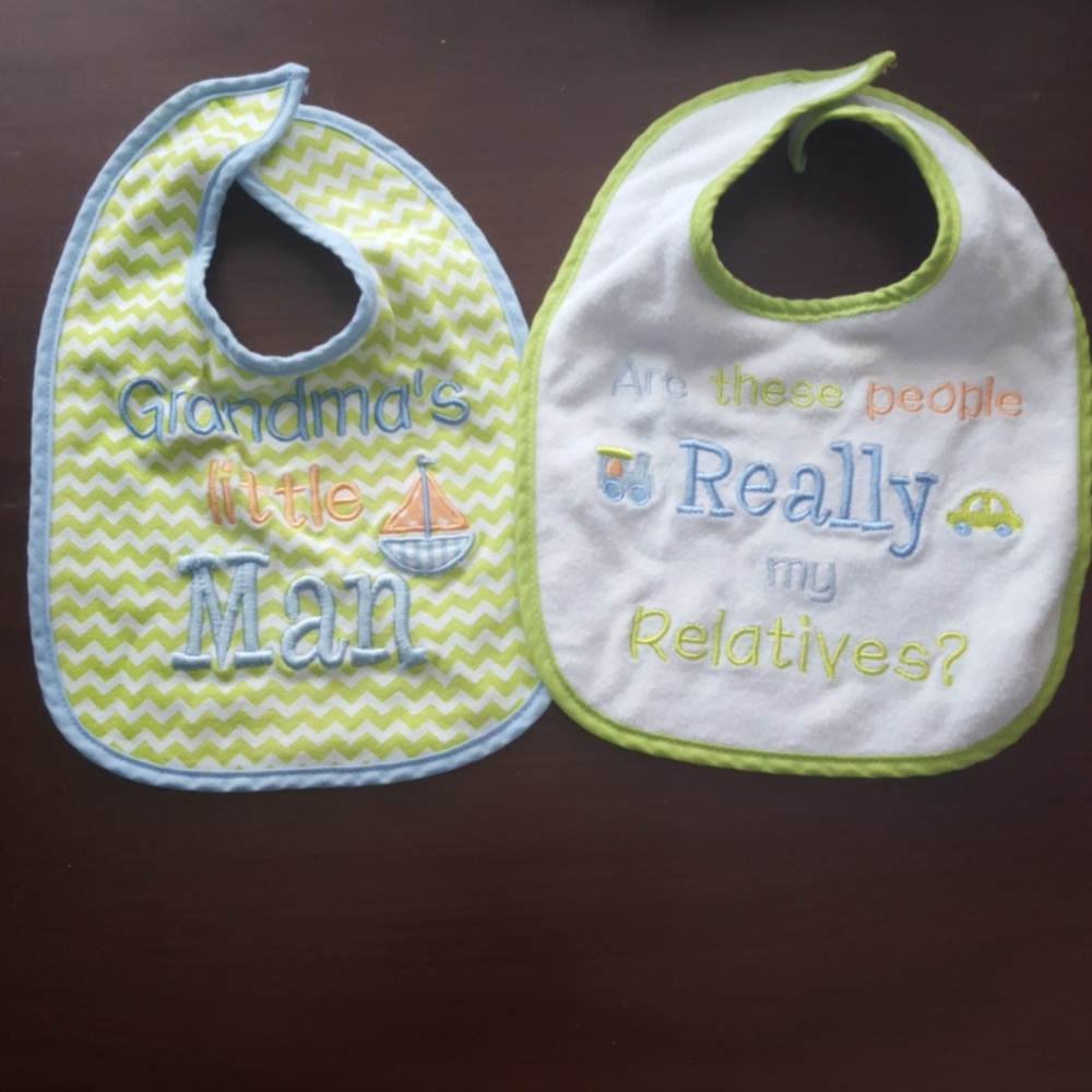 Bib set